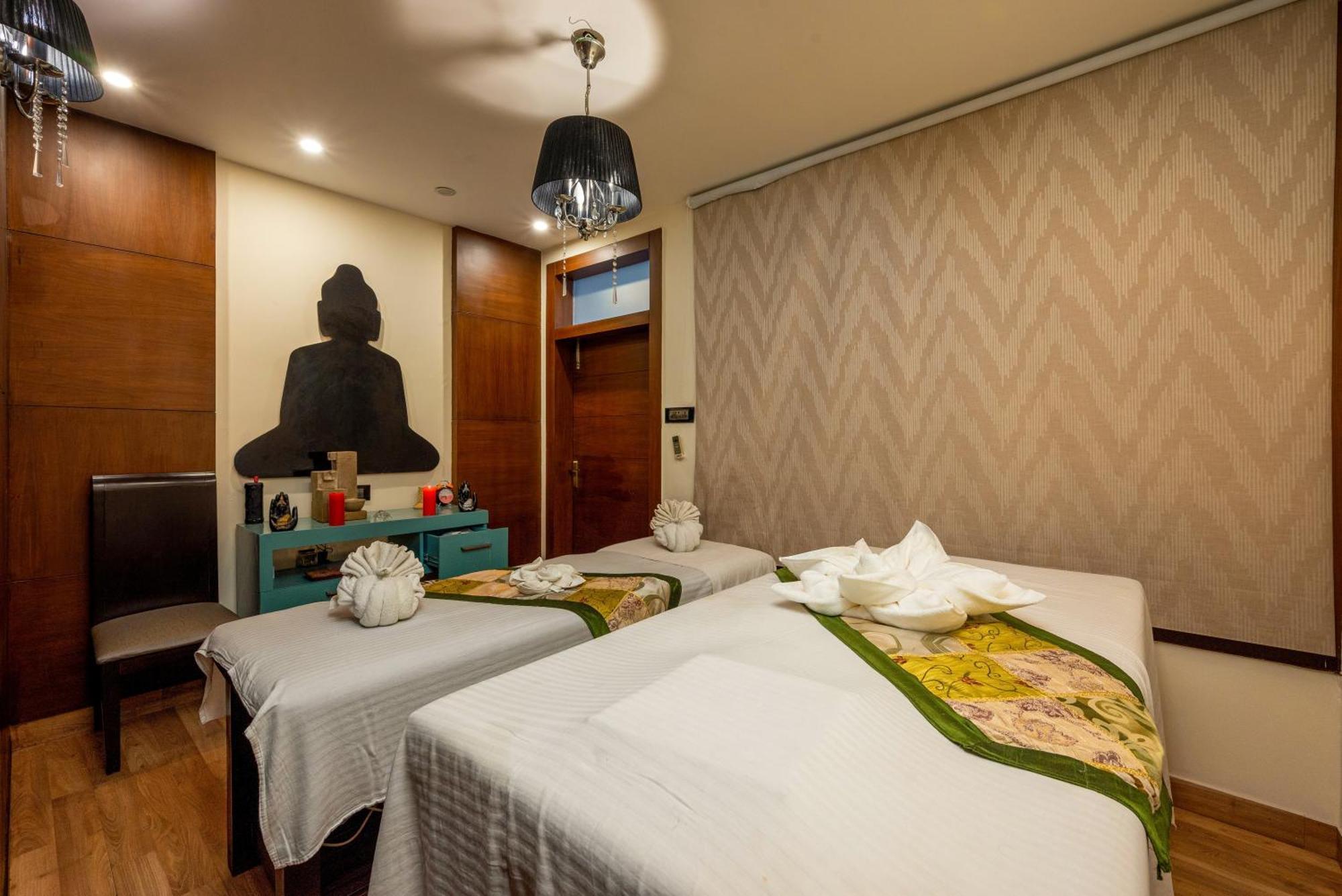 Grand View Hotel Dalhousie Ngoại thất bức ảnh