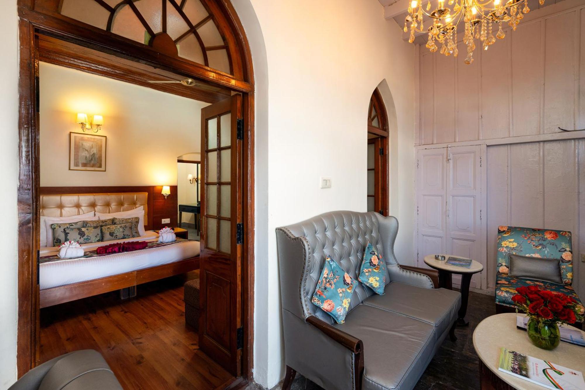 Grand View Hotel Dalhousie Ngoại thất bức ảnh