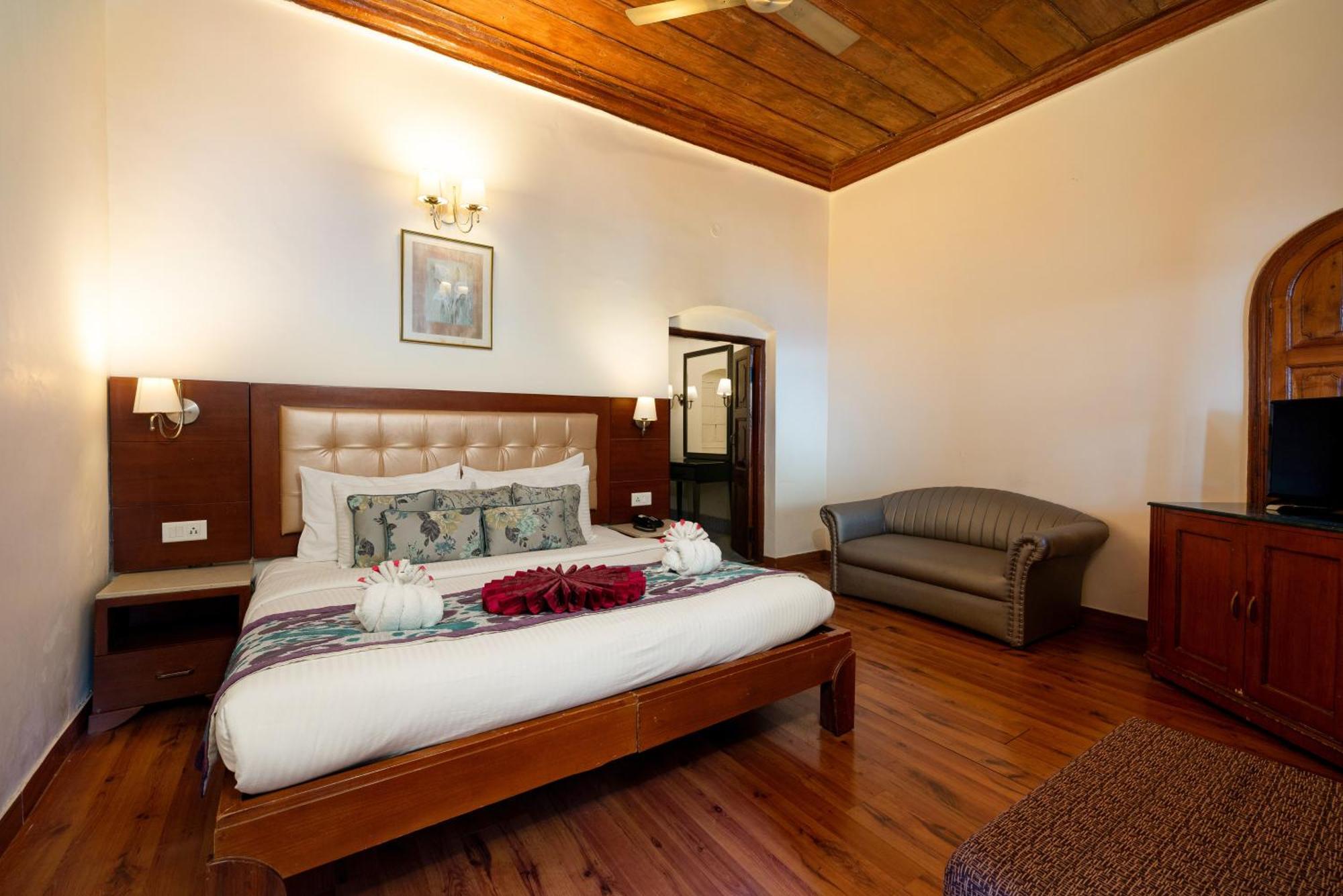 Grand View Hotel Dalhousie Ngoại thất bức ảnh